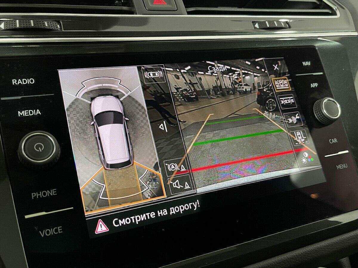 Volkswagen Tiguan, 2021 Фото №14