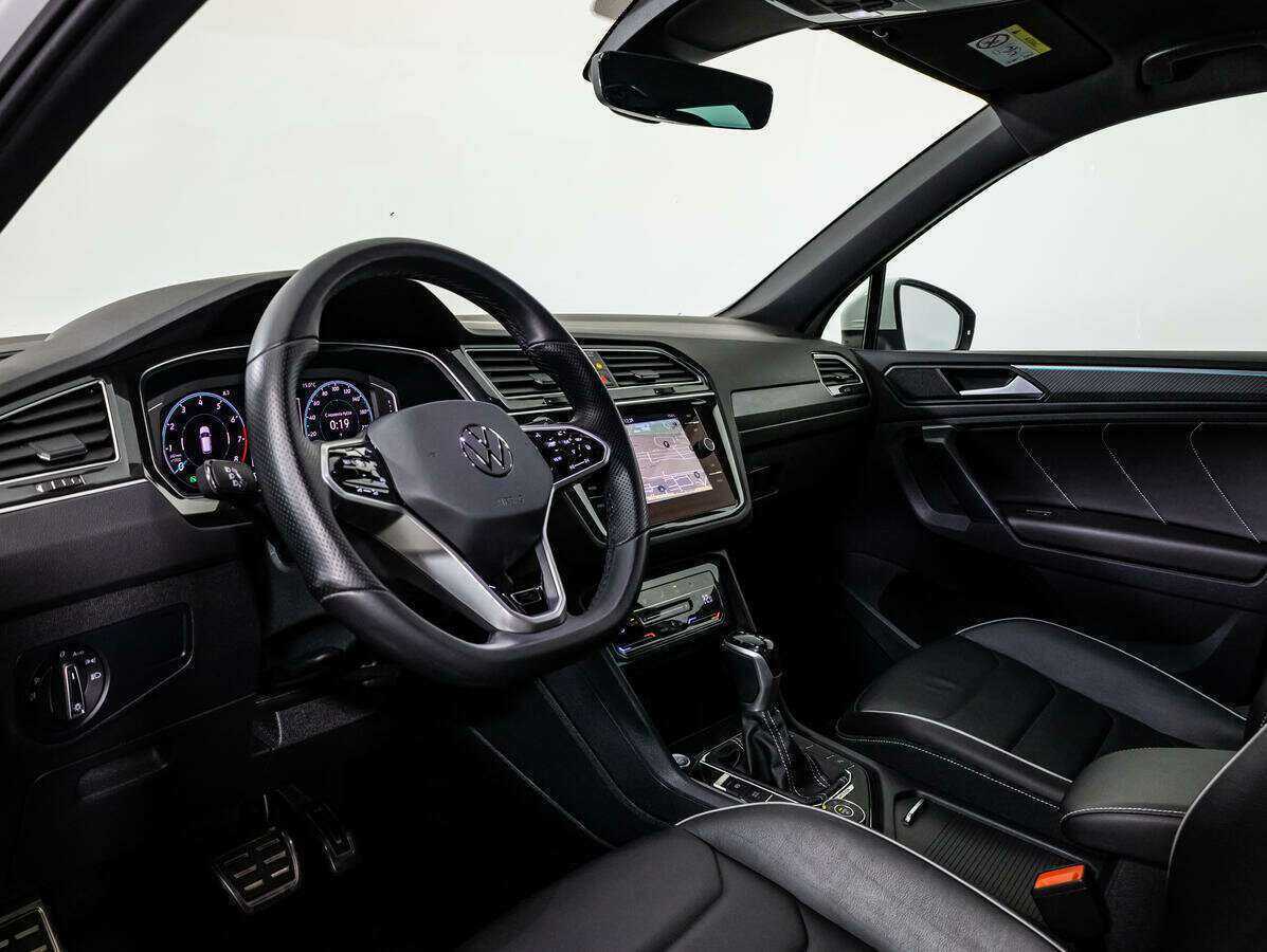 Volkswagen Tiguan, 2021 Фото №9