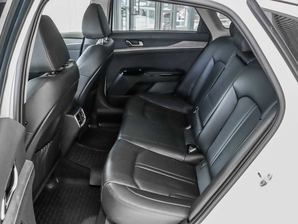 Kia K5, 2021 Фото №12