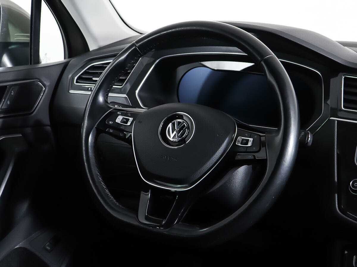 Volkswagen Tiguan, 2017 Фото №17
