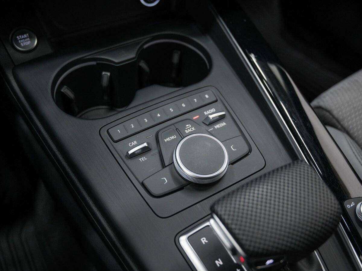 Audi A4, 2019 Фото №24
