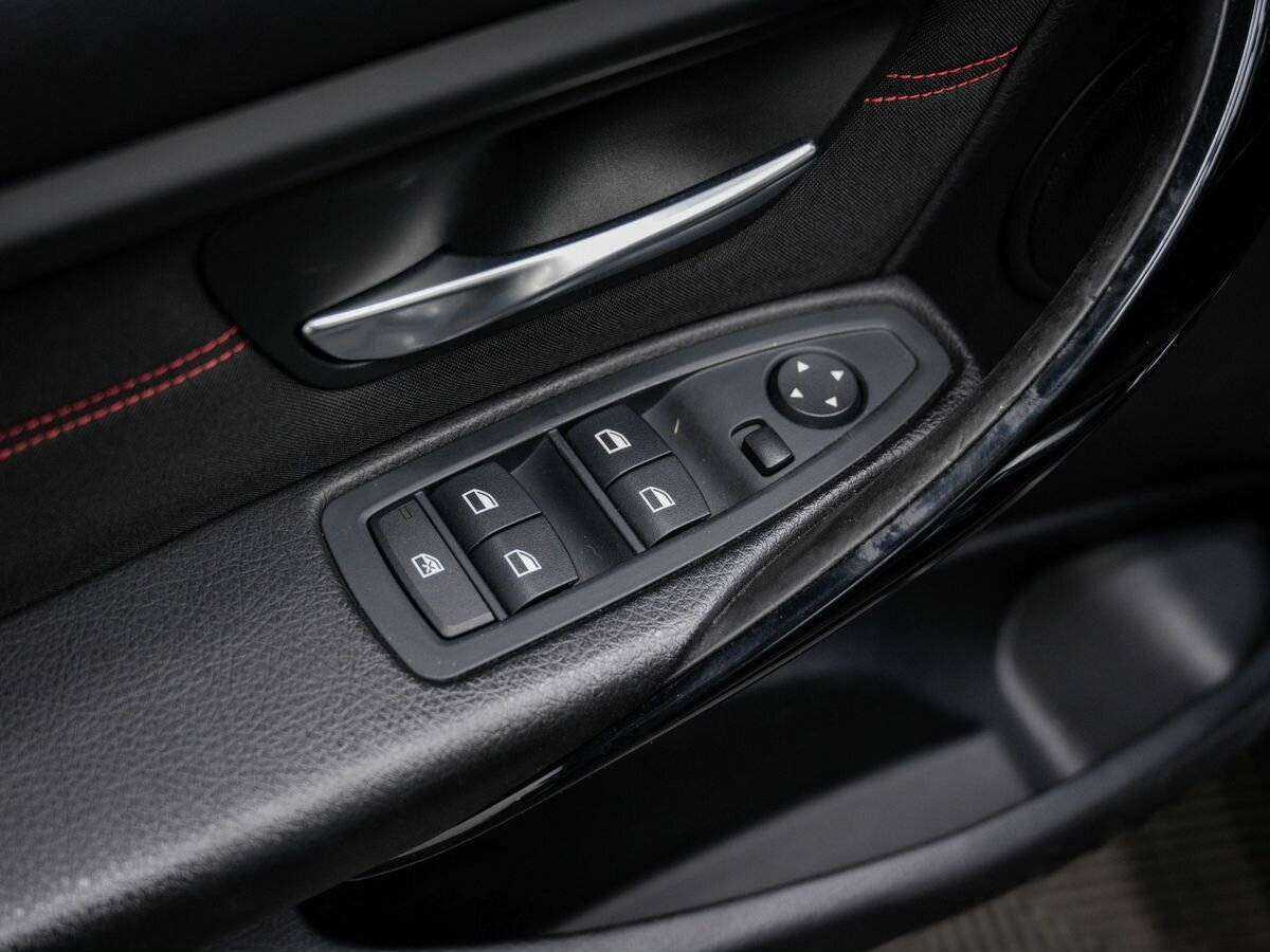 BMW 3 серии 320d, 2013 Фото №16