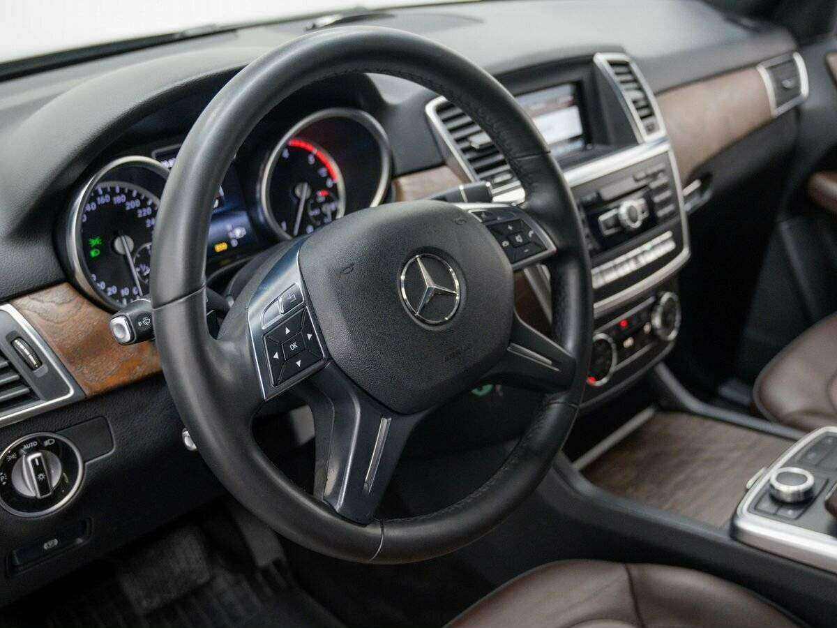 Mercedes-Benz M-Класс 350 CDI, 2013 Фото №19