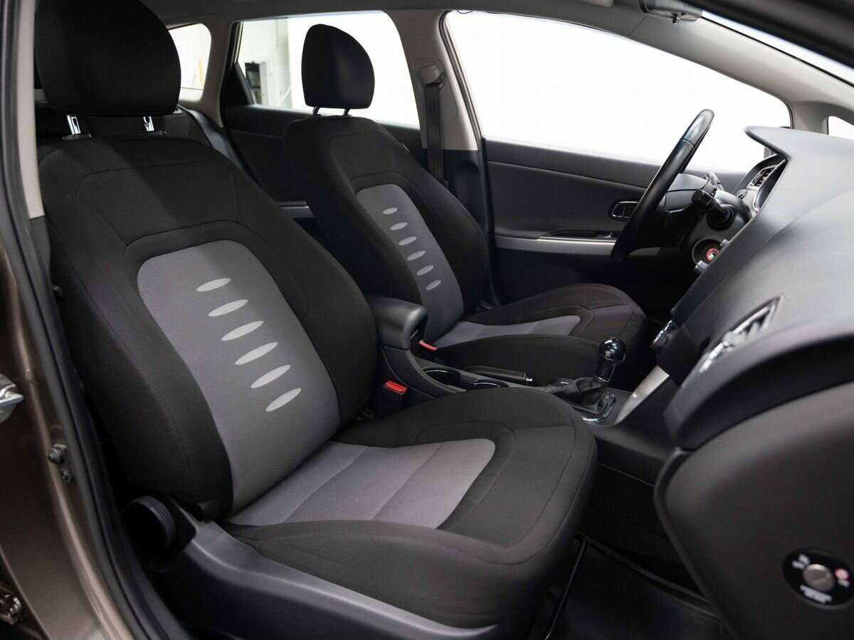 Kia Ceed, 2014 Фото №12