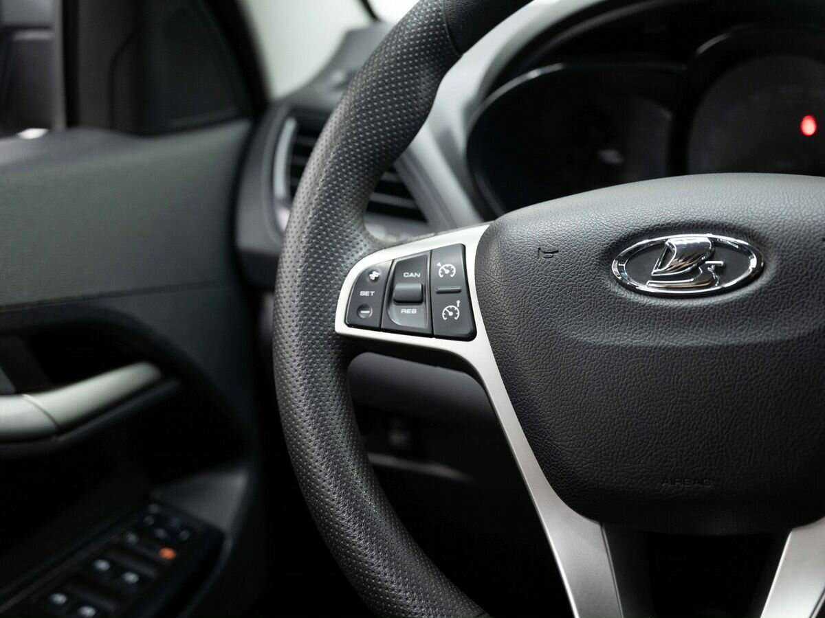 Lada (ВАЗ) Vesta SW, 2020 Фото №15