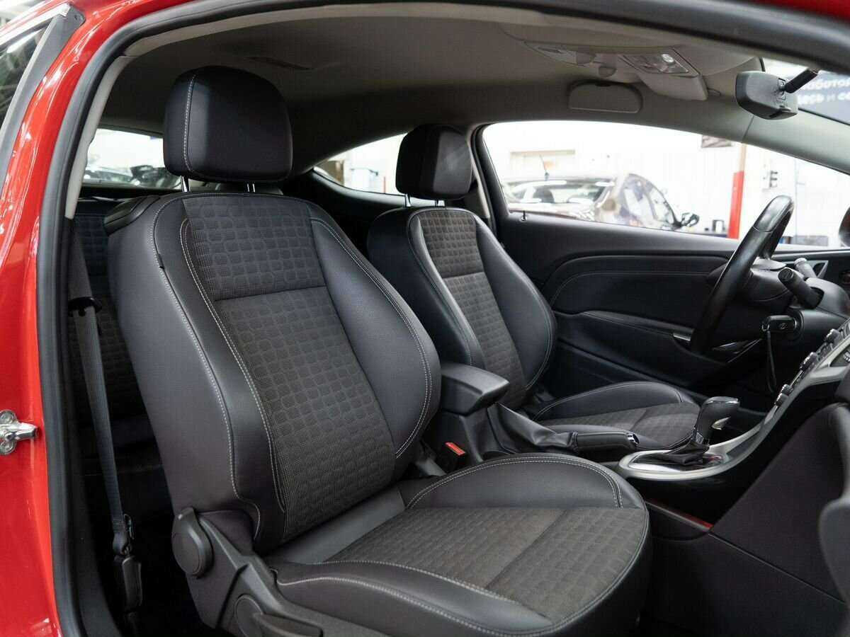 Opel Astra GTC, 2012 Фото №8