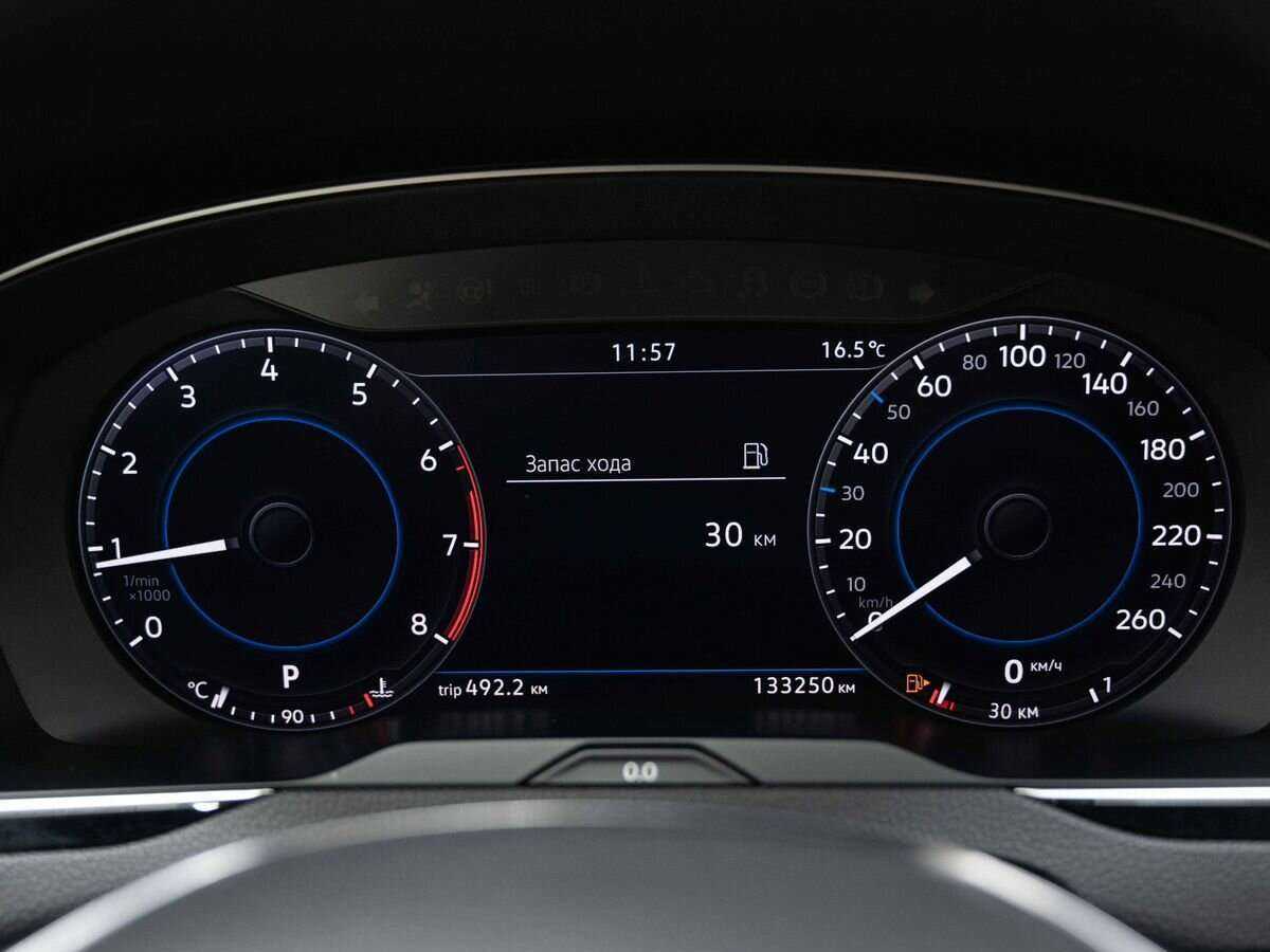 Volkswagen Passat, 2019 Фото №16