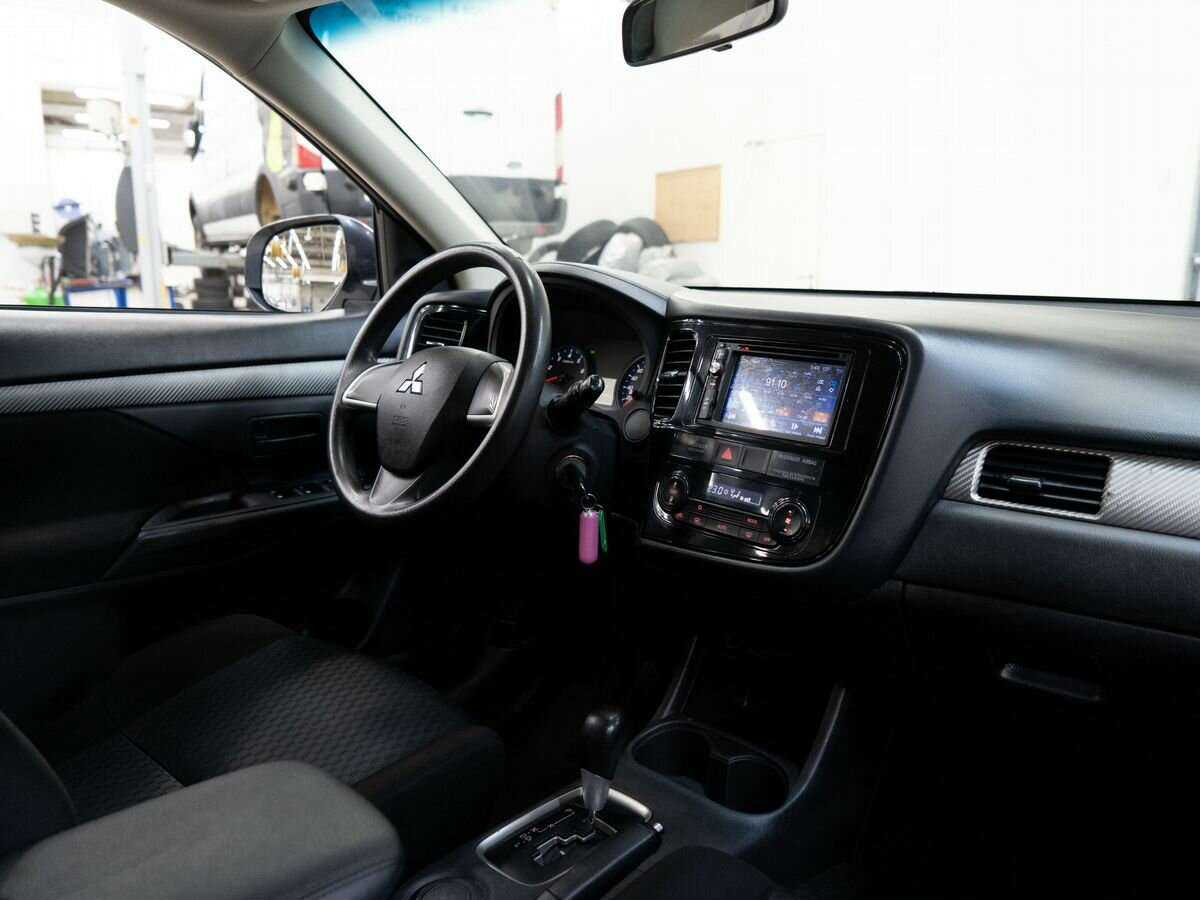 Mitsubishi Outlander, 2015 Фото №18