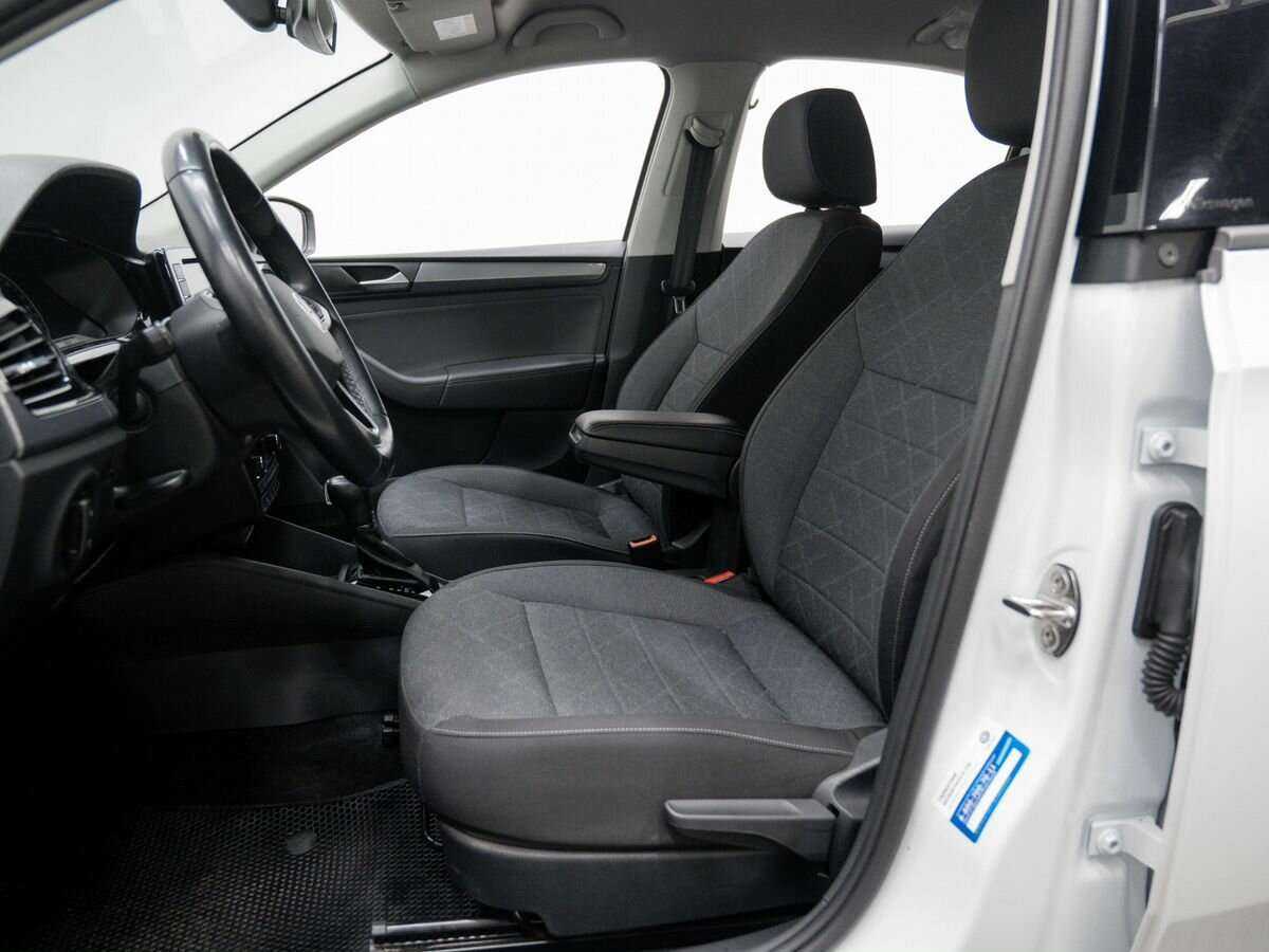 Volkswagen Polo, 2020 Фото №14