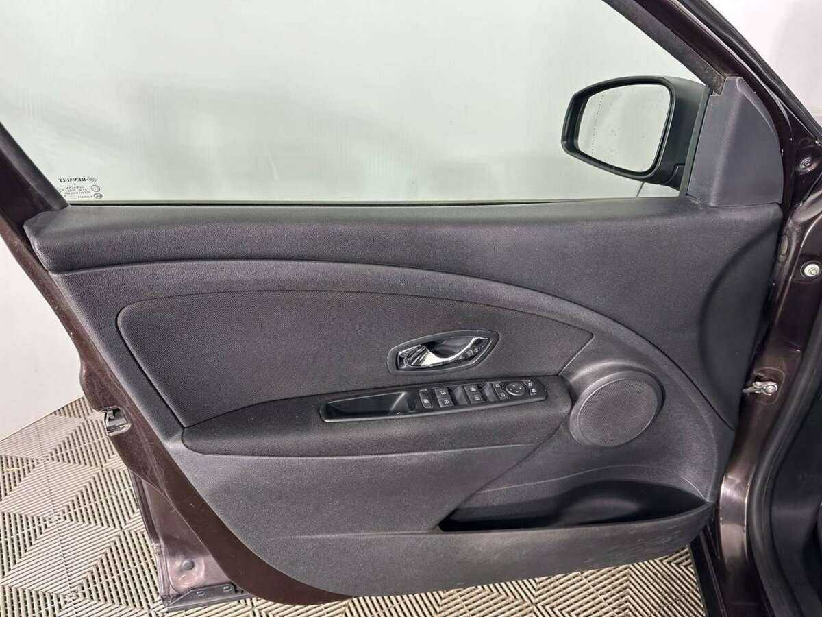 Renault Fluence, 2014 Фото №8