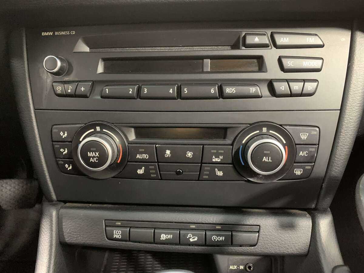 BMW X1 20i, 2013 Фото №11