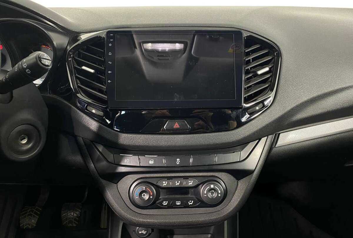 Lada (ВАЗ) Vesta SW, 2019 Фото №12