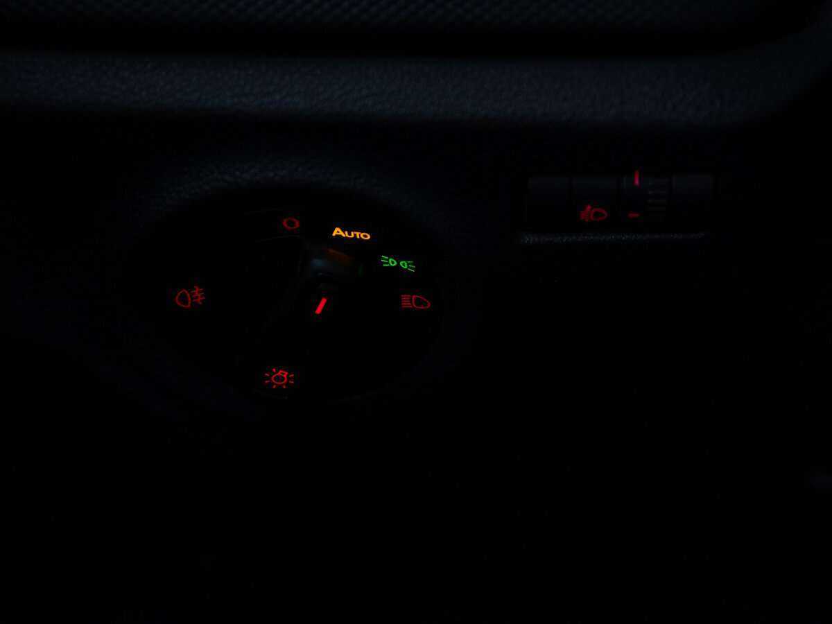 Volkswagen Polo, 2020 Фото №14