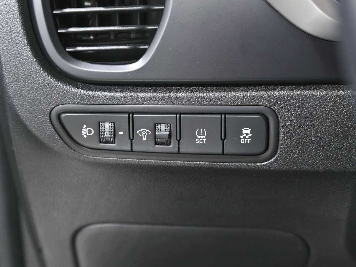 Kia Rio, 2020 Фото №16