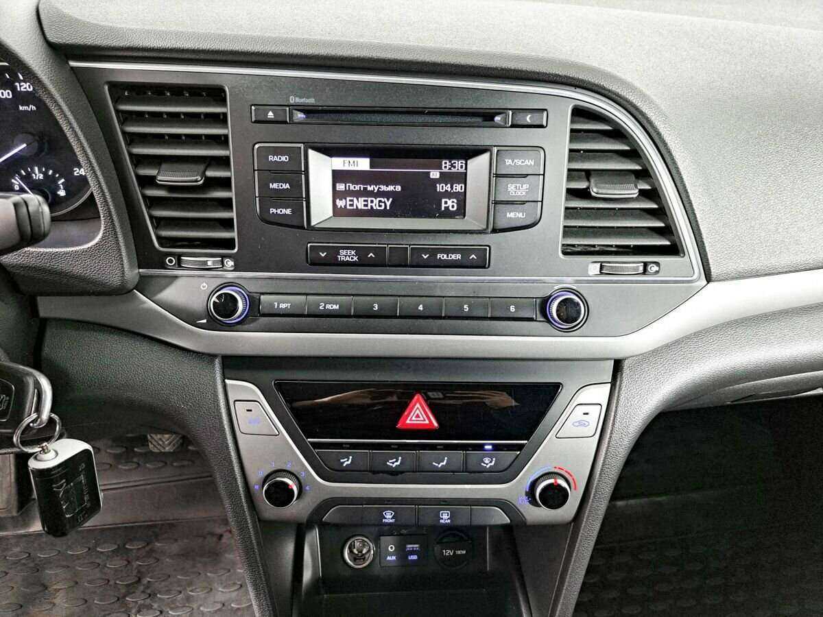 Hyundai Elantra, 2017 Фото №13