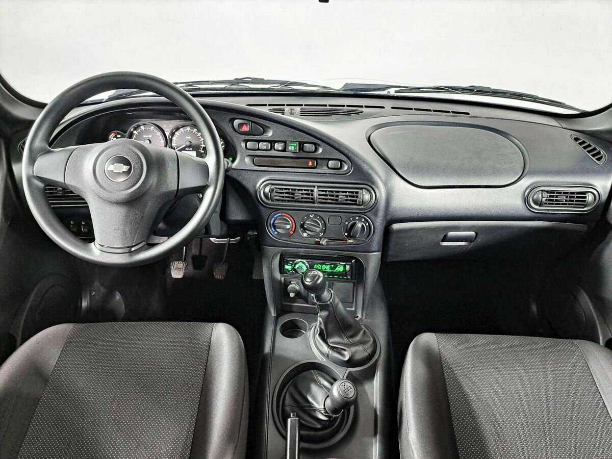 Chevrolet Niva, 2018 Фото №12