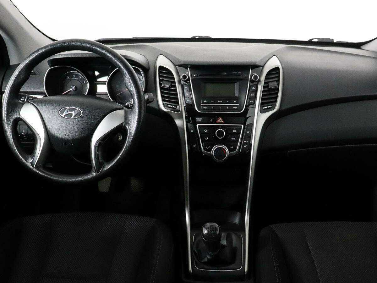 Hyundai i30, 2014 Фото №11