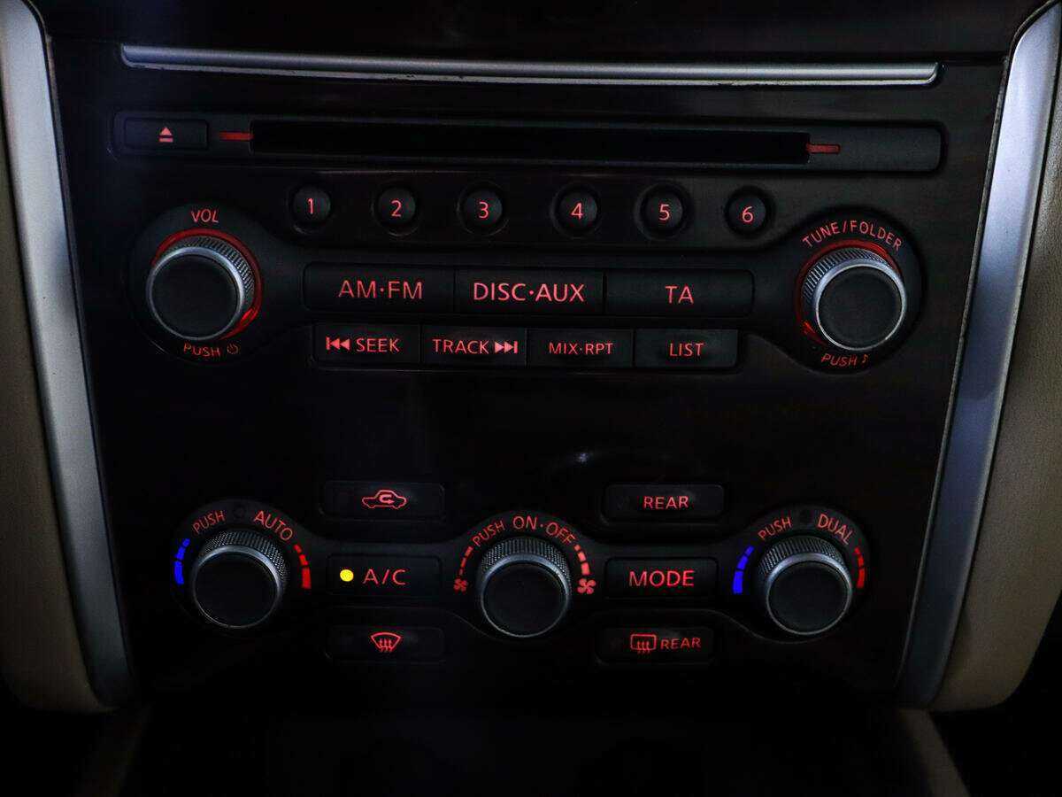 Nissan Pathfinder, 2014 Фото №17