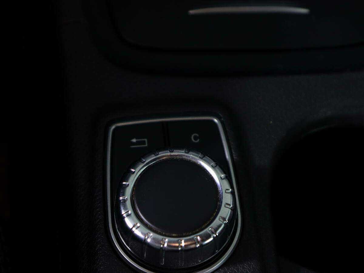 Mercedes-Benz A-Класс 200, 2013 Фото №20