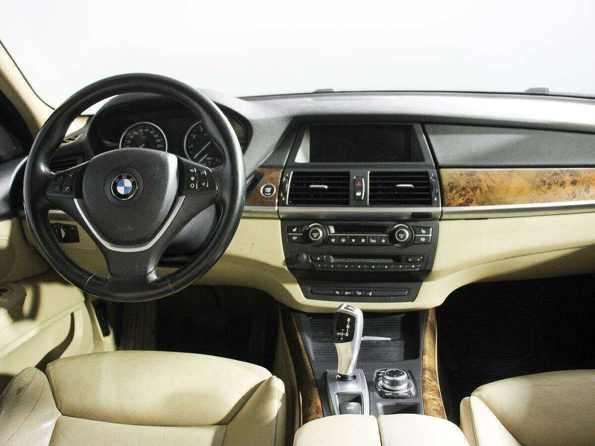 BMW X5 35i, 2013 Фото №11