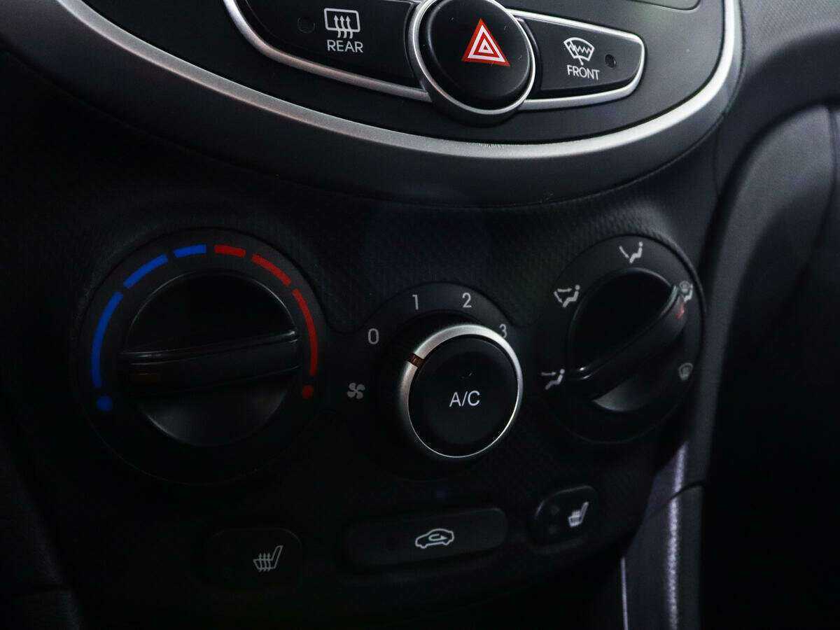 Hyundai Solaris, 2013 Фото №14