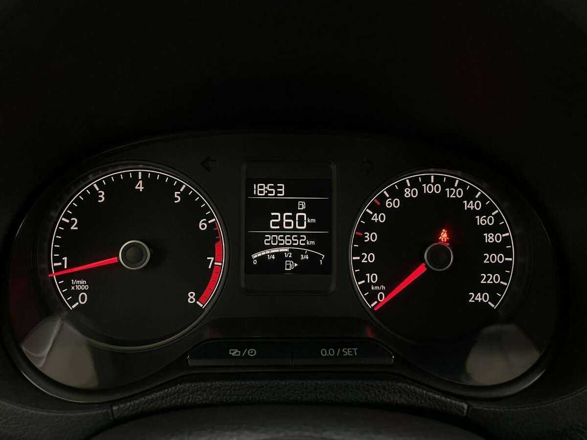 Volkswagen Polo, 2015 Фото №10