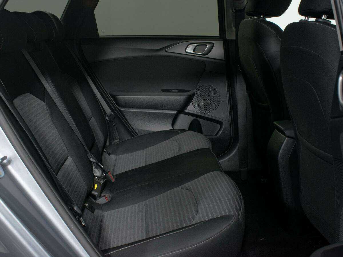 Kia Ceed, 2021 Фото №10