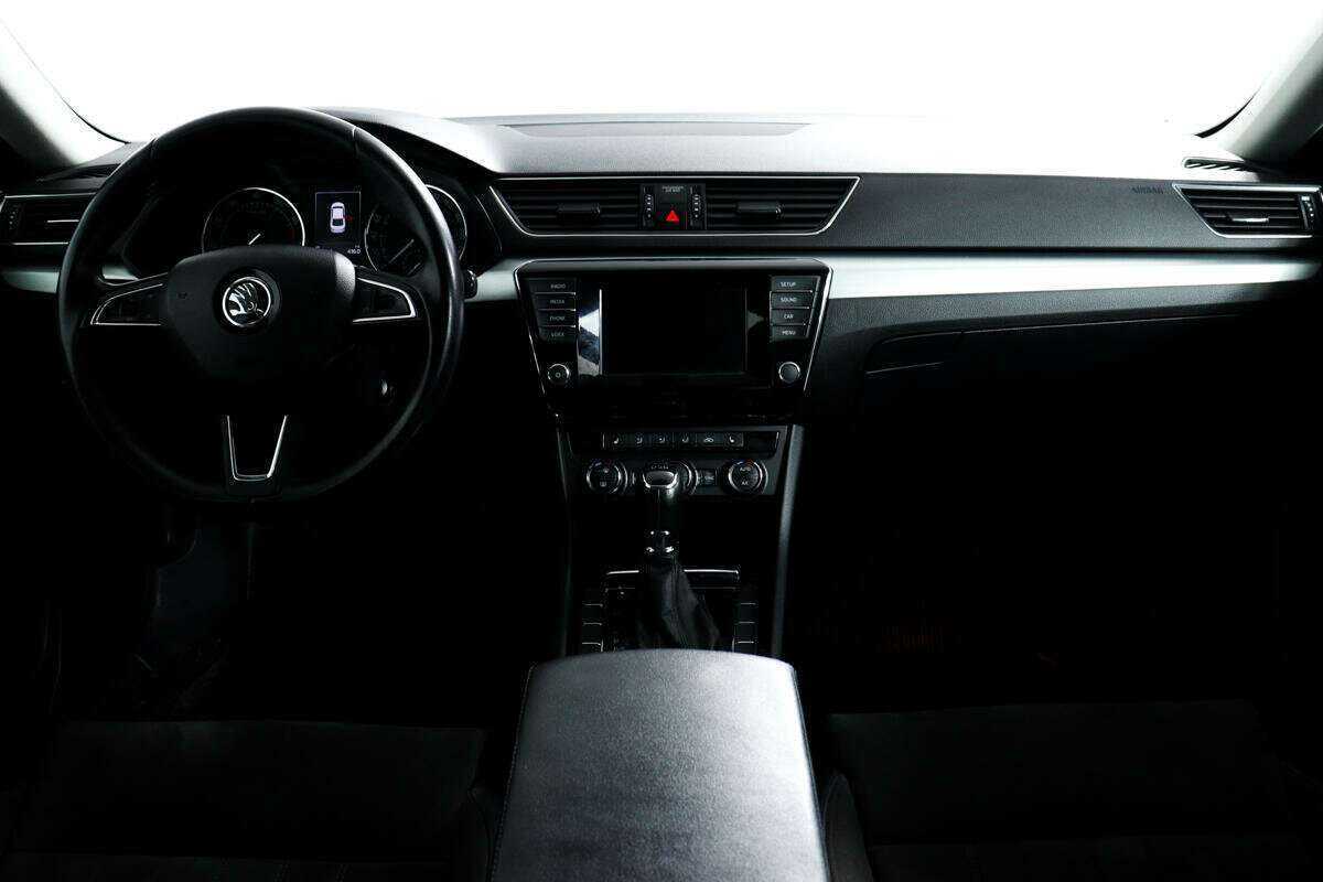 Skoda Superb, 2015 Фото №11