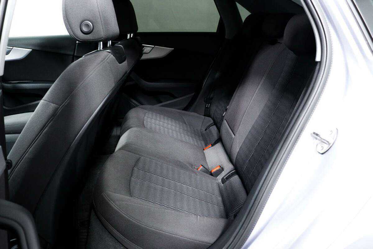 Audi A4, 2016 Фото №11