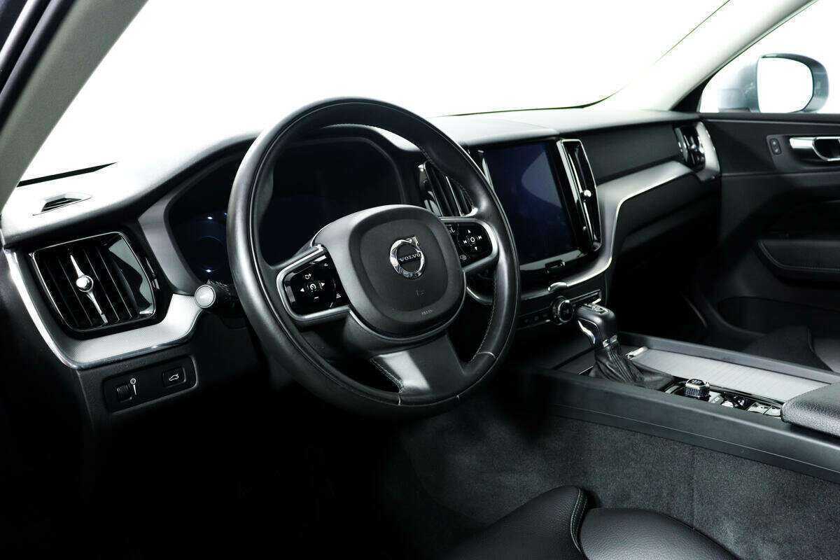 Volvo XC60, 2018 Фото №13