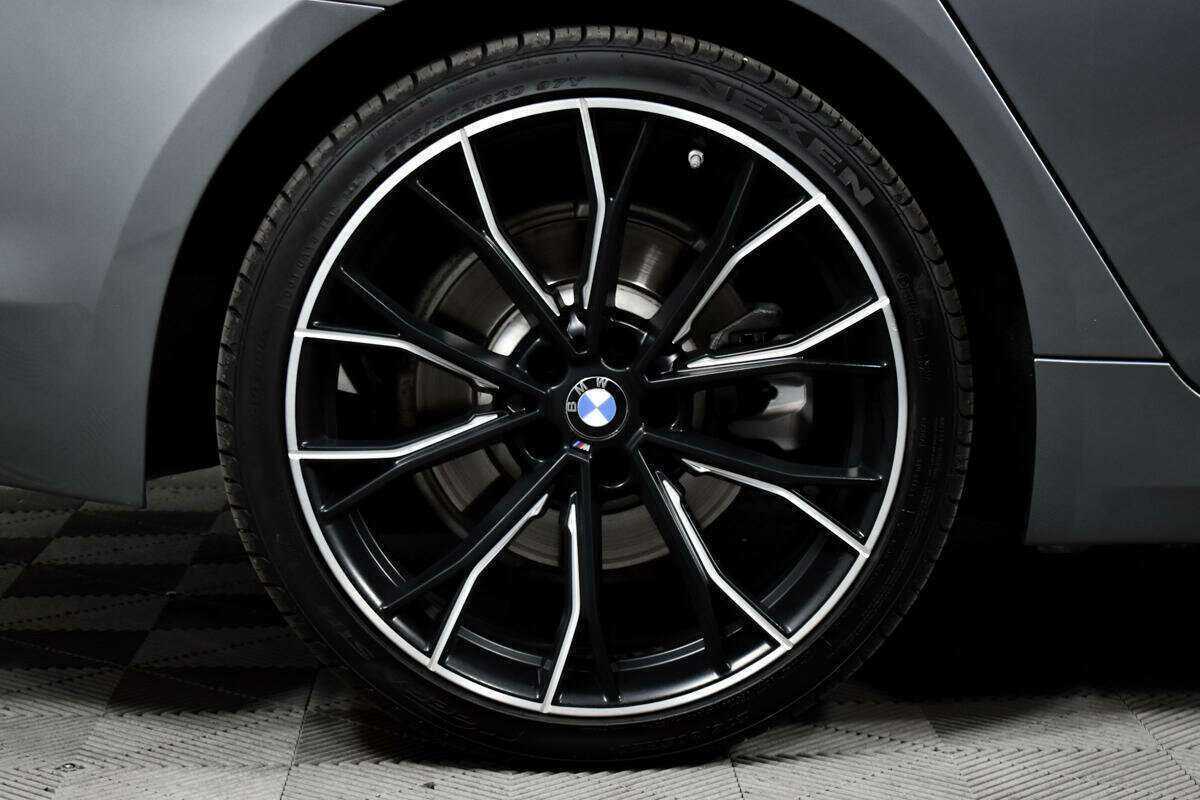 BMW 5 серии 520i, 2019 Фото №14