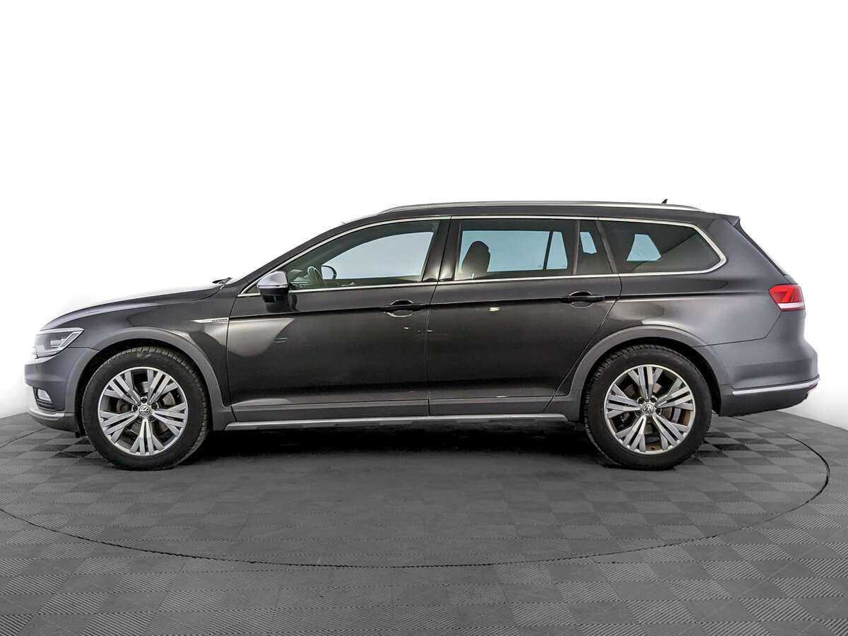 Volkswagen Passat Alltrack, 2018 Фото №8