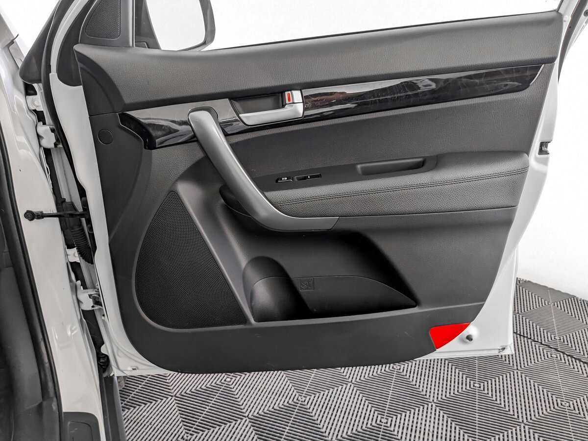 Kia Sorento, 2018 Фото №18