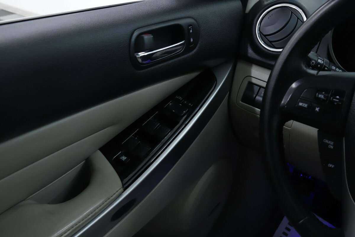 Mazda CX-7, 2012 Фото №11