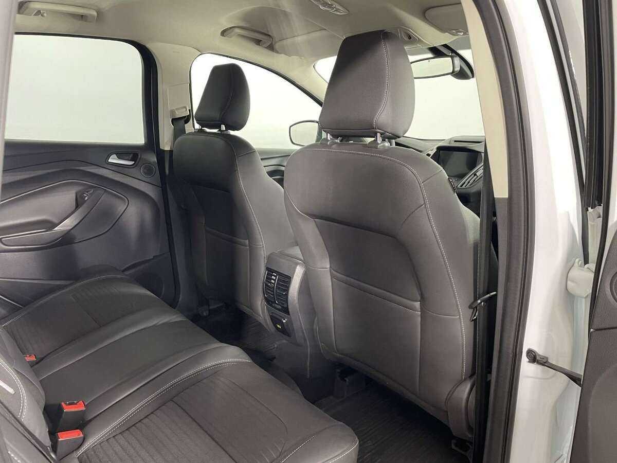 Ford Kuga, 2017 Фото №14