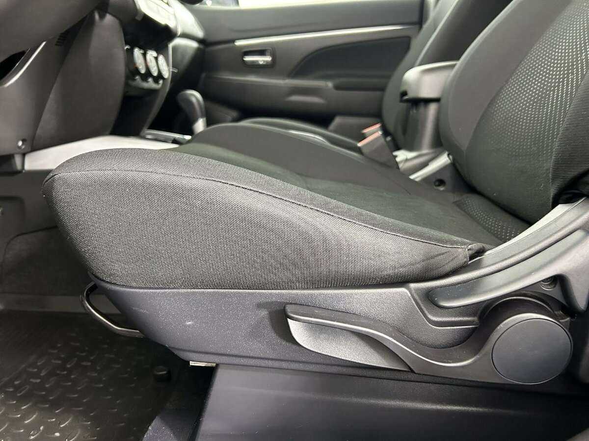 Mitsubishi ASX, 2012 Фото №10