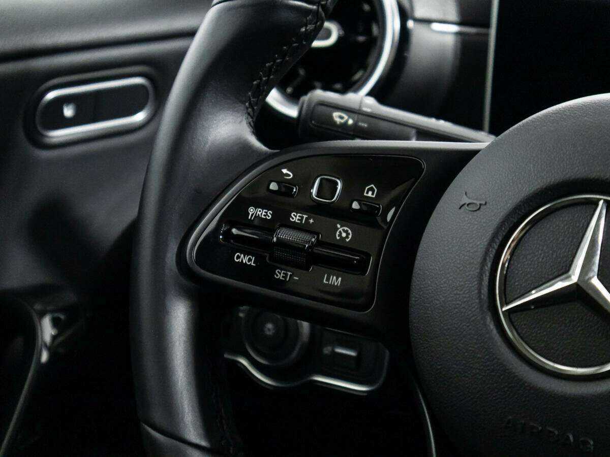 Mercedes-Benz CLA 200, 2020 Фото №20