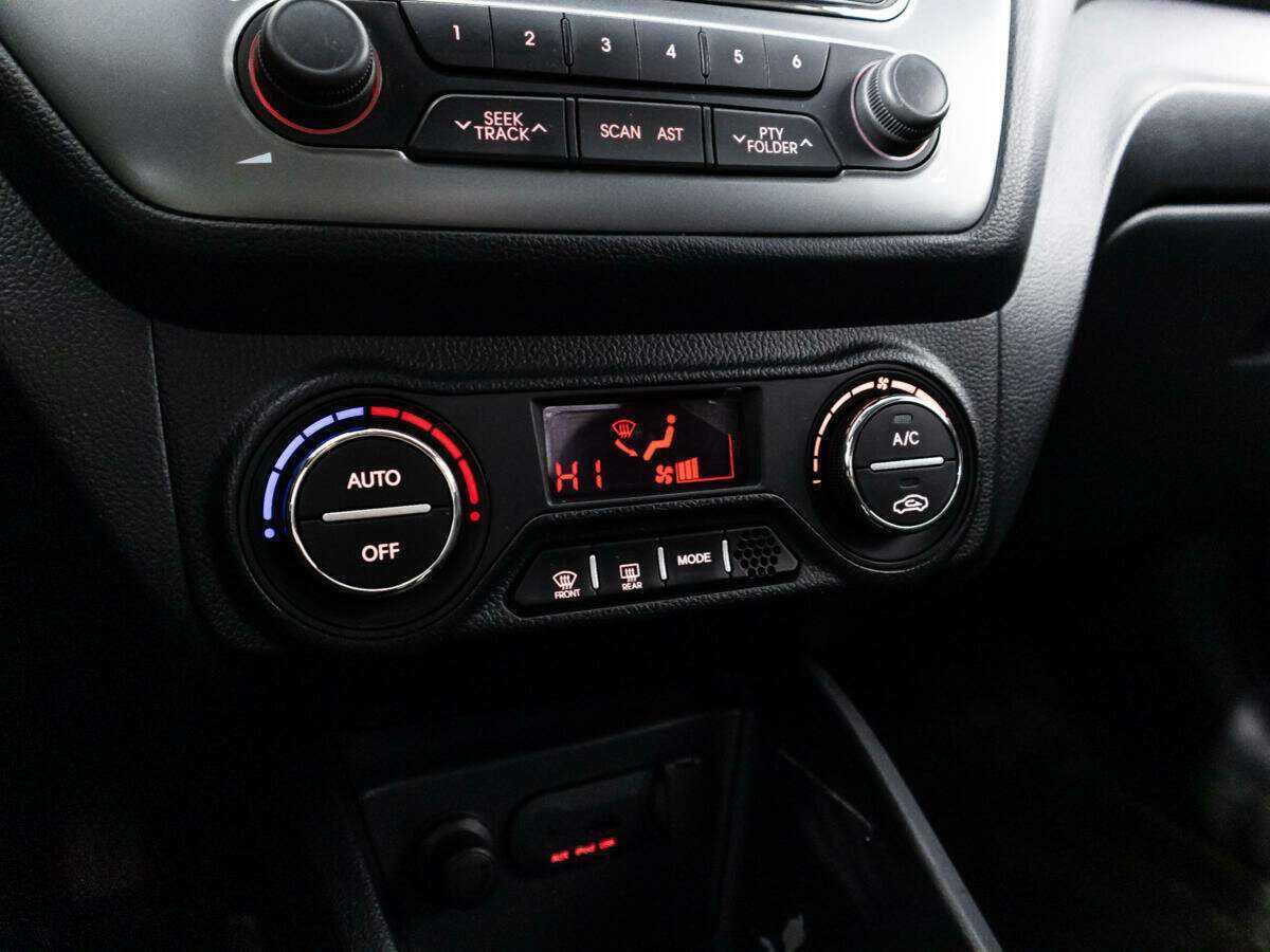 Kia Rio 6-speed, 2014 Фото №15