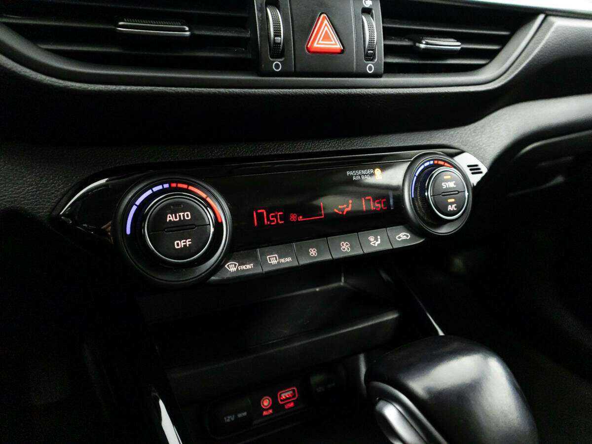 Kia Cerato, 2020 Фото №19