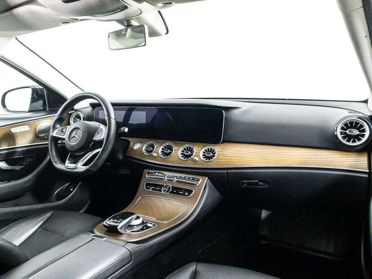 Mercedes-Benz E-Класс 200, 2017 Фото №9