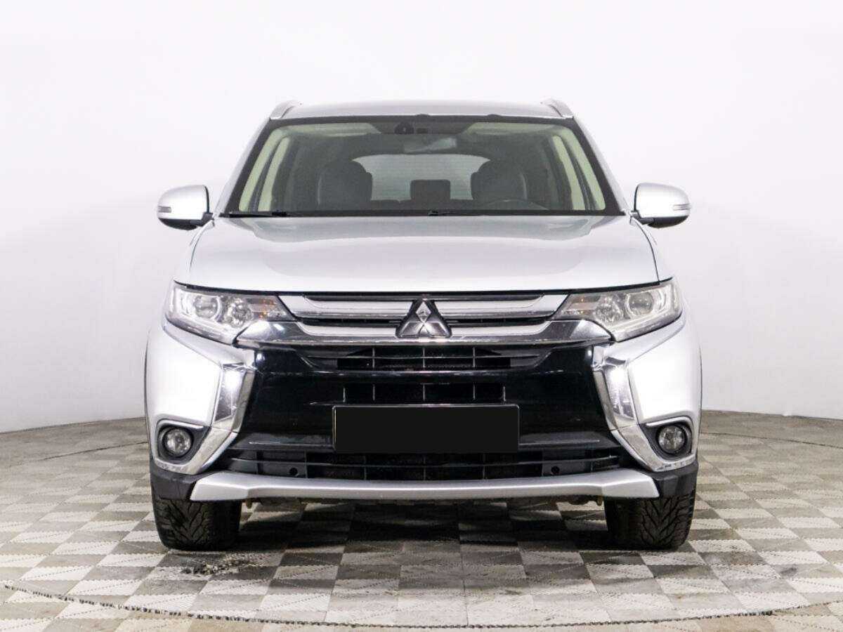 Mitsubishi Outlander, 2015 - 136 683 км. | Фото №2
