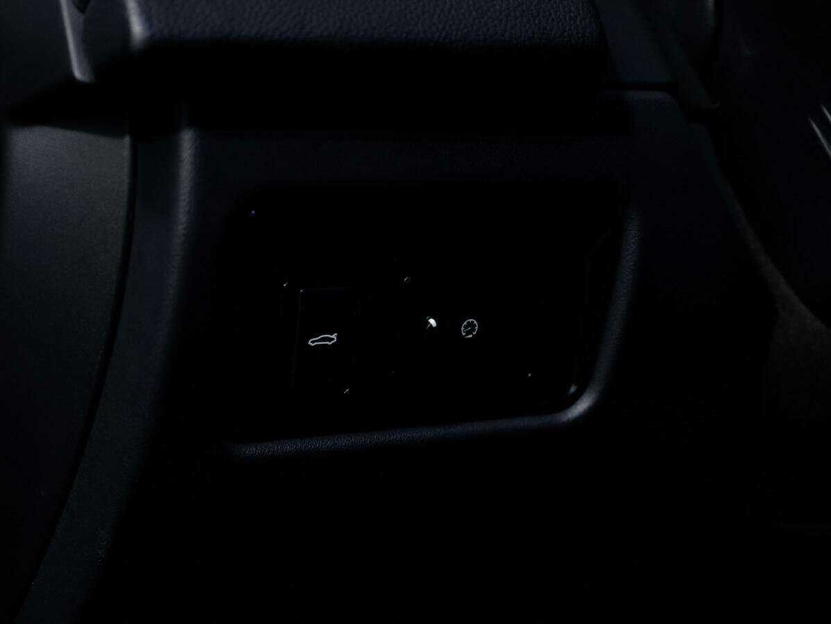 Jaguar XF, 2017 Фото №26