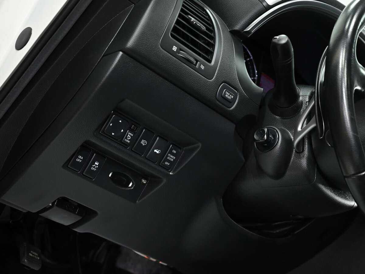 Infiniti FX30d, 2012 Фото №11