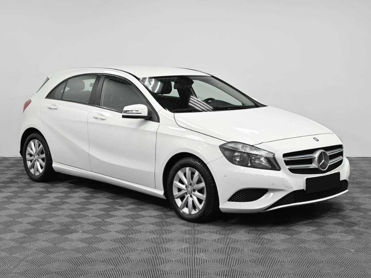 Mercedes-Benz A-Класс 180, 2014 - 137 000 км. | Фото №3