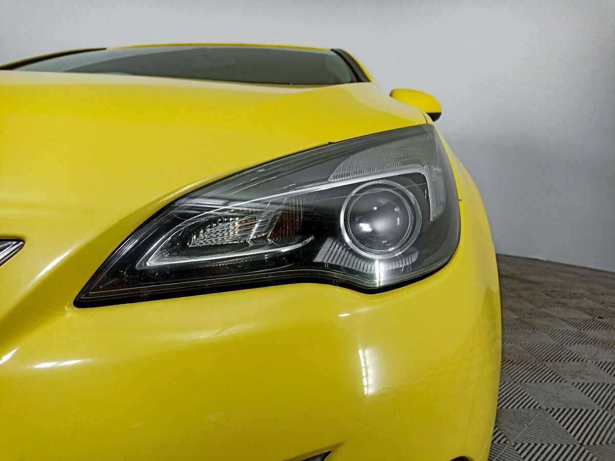 Opel Astra GTC, 2014 Фото №13