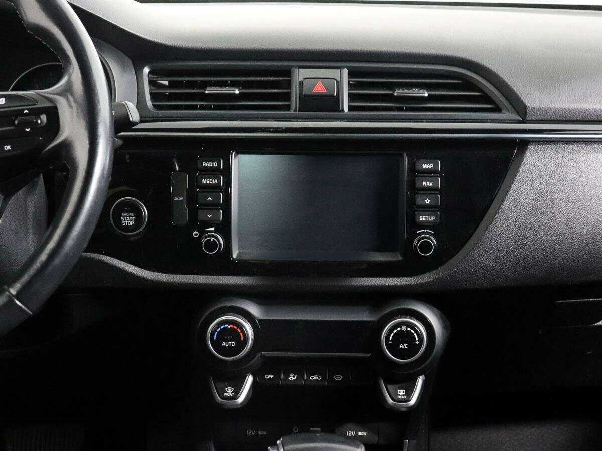 Kia Rio, 2017 Фото №12