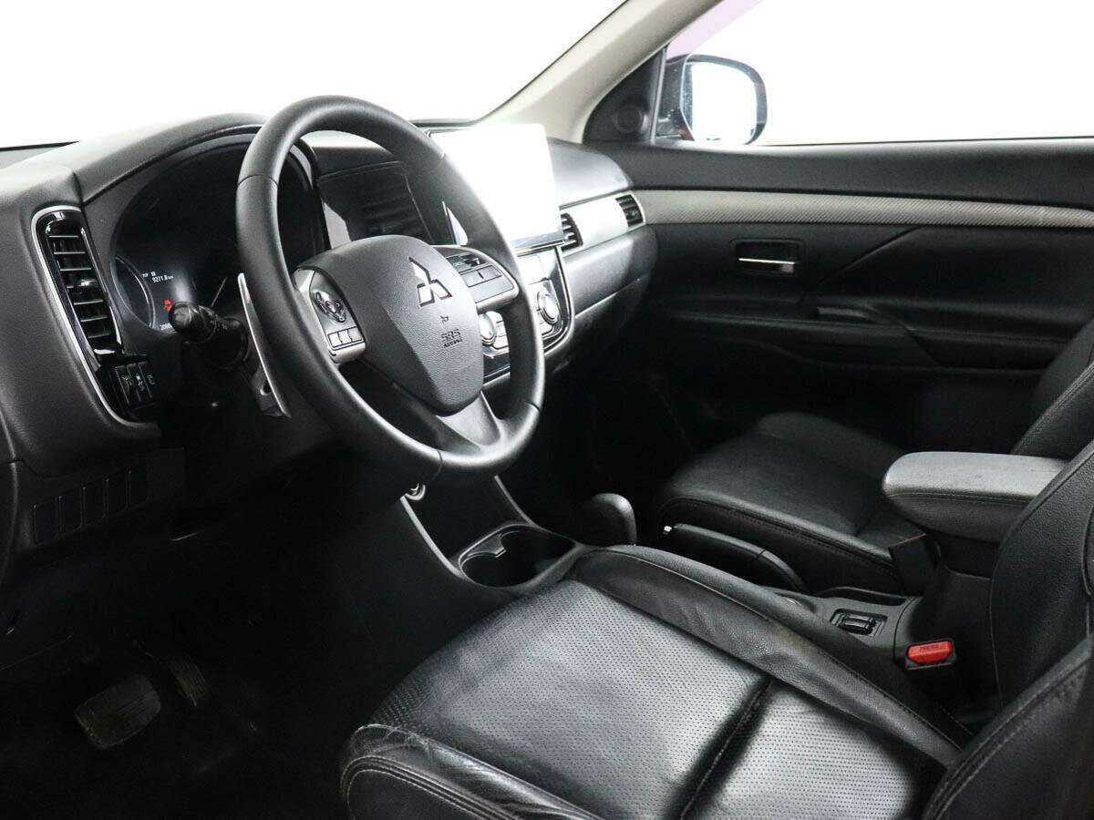 Mitsubishi Outlander, 2012 - 208 877 км. | Фото №7