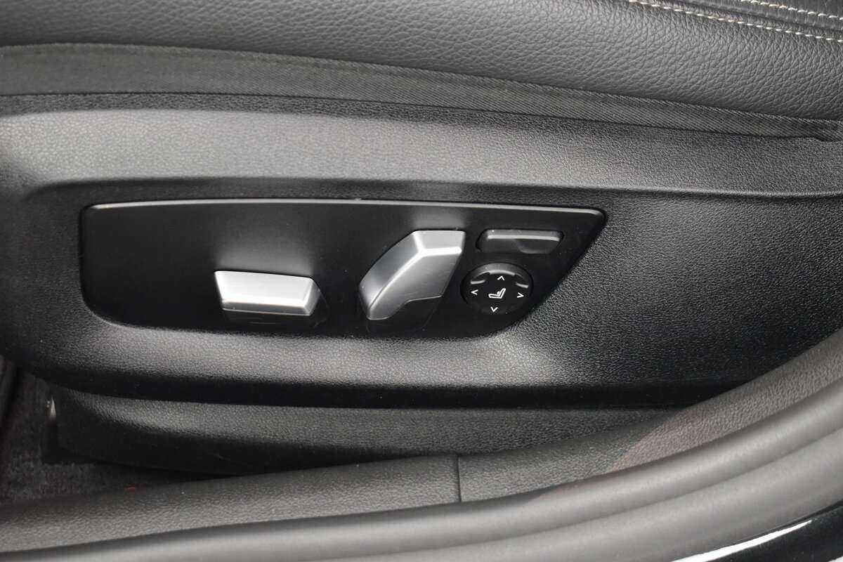 BMW 5 серии 520d xDrive, 2018 Фото №10