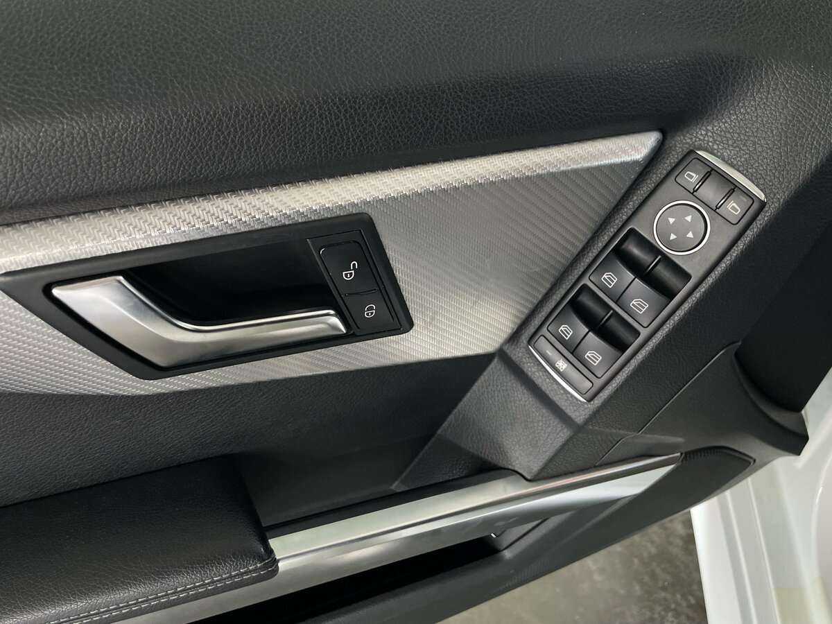 Mercedes-Benz GLK-Класс 300, 2012 Фото №23