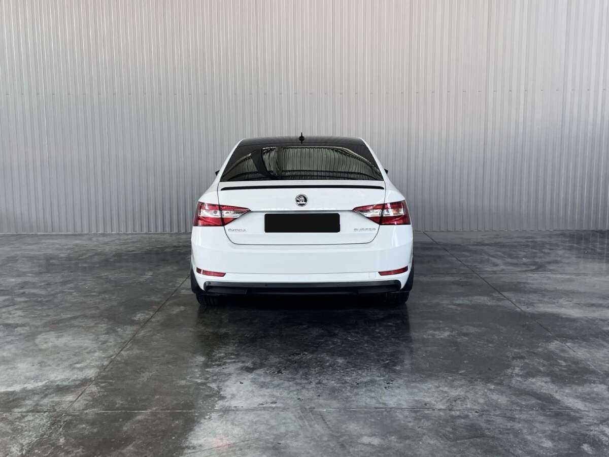 Skoda Superb, 2015 Фото №6